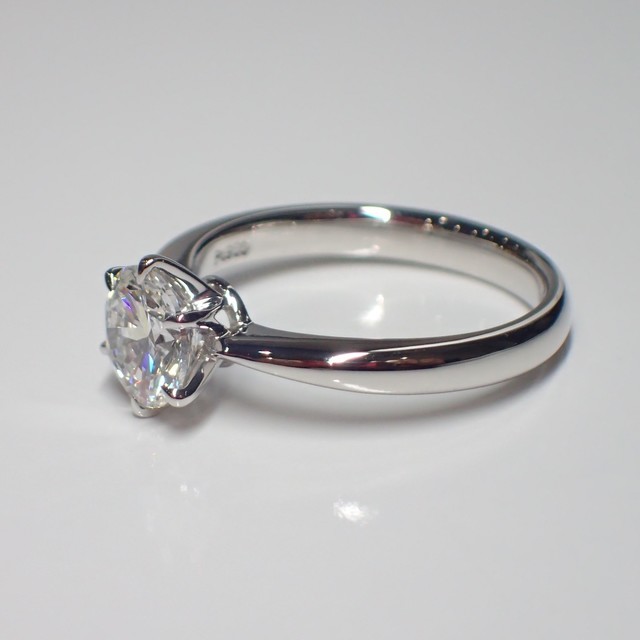 ダイアモンドの指輪/RING/ 0.45 / 0.34 / 0.11 ct.045034011ctグラム